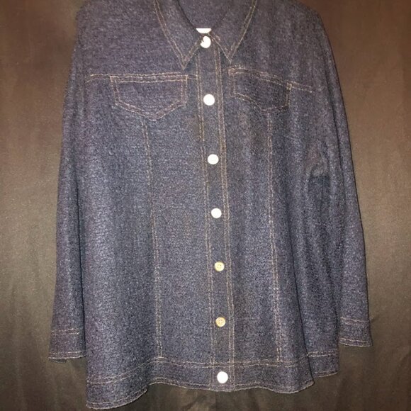 Women's Button Down Super Stretchy Denim Colored Shirt NWOT - Picture 2 of 7